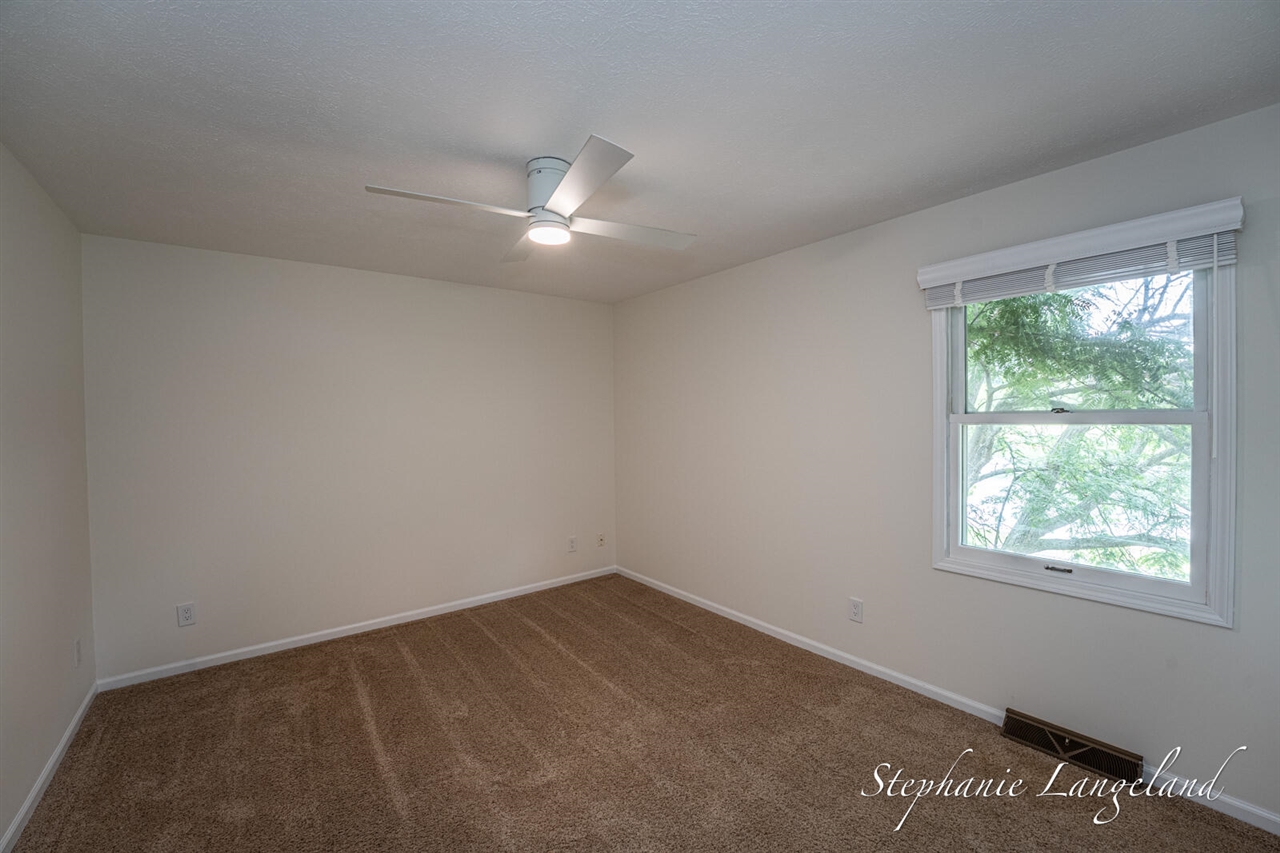1511 Springbrook Drive Jenison, MI 49428 - Photo 23 of 51 Gallery Image 23