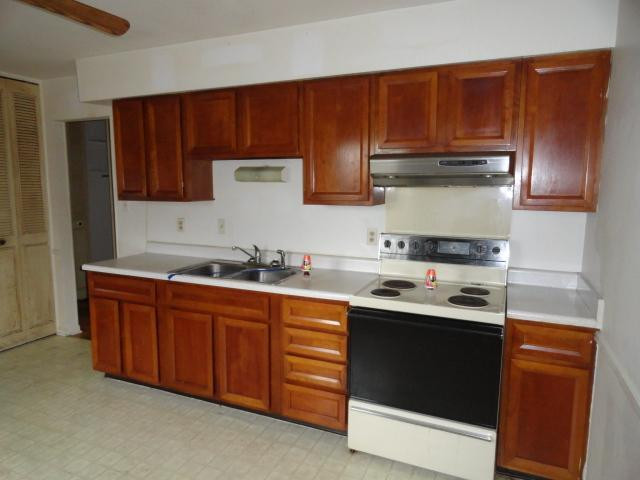 77 Holiday Road Winchester, KY 40391 - Photo 4 of 10 Photo 4