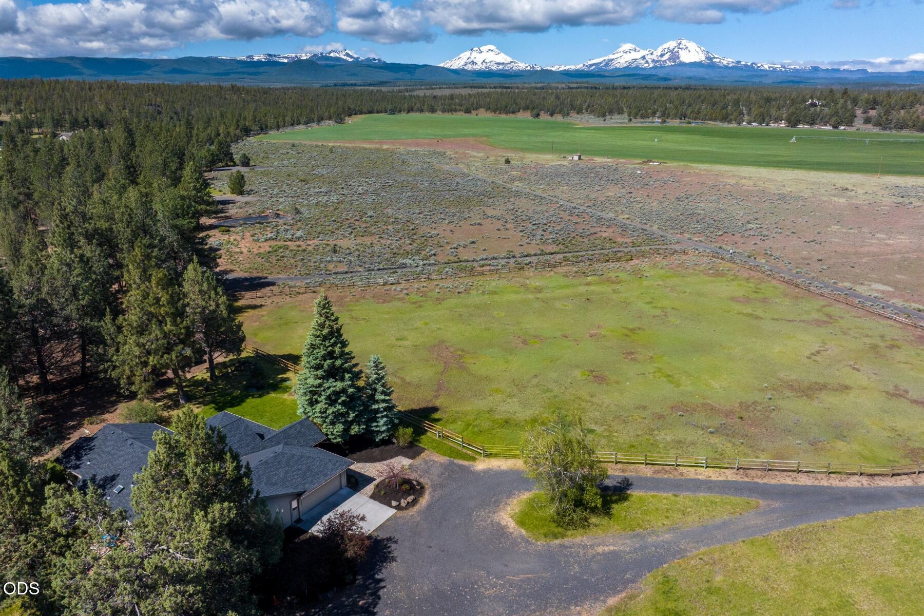 16845 Varco Road Bend, OR 97703 - Photo 44 of 45