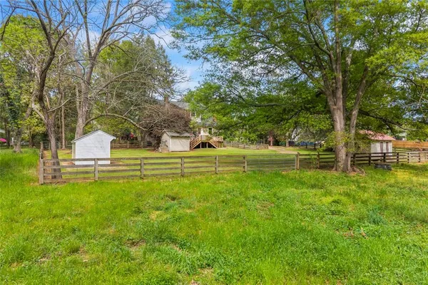 $550,000 | 344 Hartwell Road, Lavonia, GA 30553