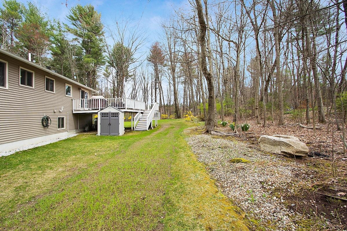 67 Lancaster Farm Road Salem, NH 03079 - Photo 3 of 19