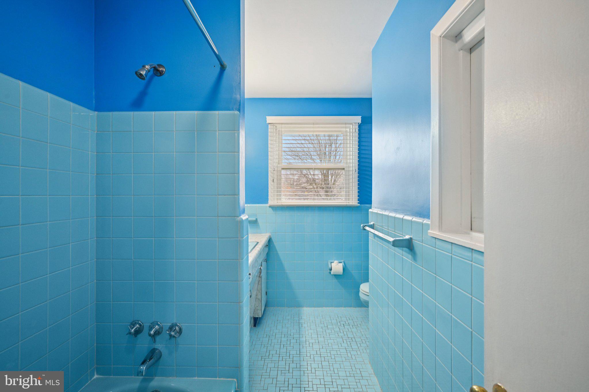 9227 Burbank Road Philadelphia, PA 19115 - Photo 20 of 46 a view of a bathroom