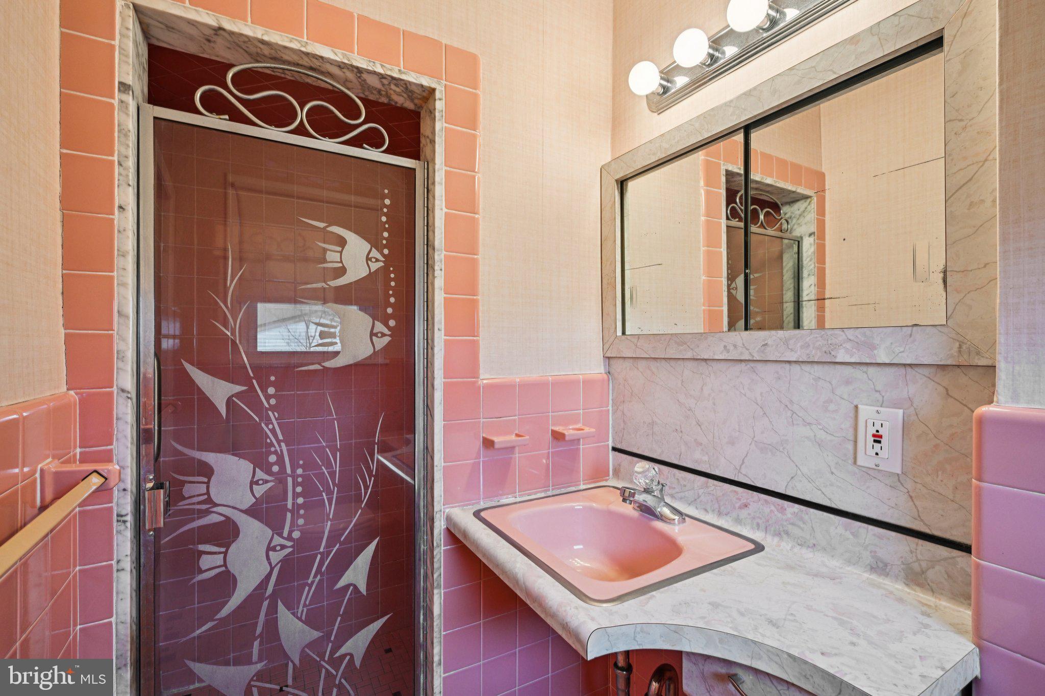 9227 Burbank Road Philadelphia, PA 19115 - Photo 30 of 46
