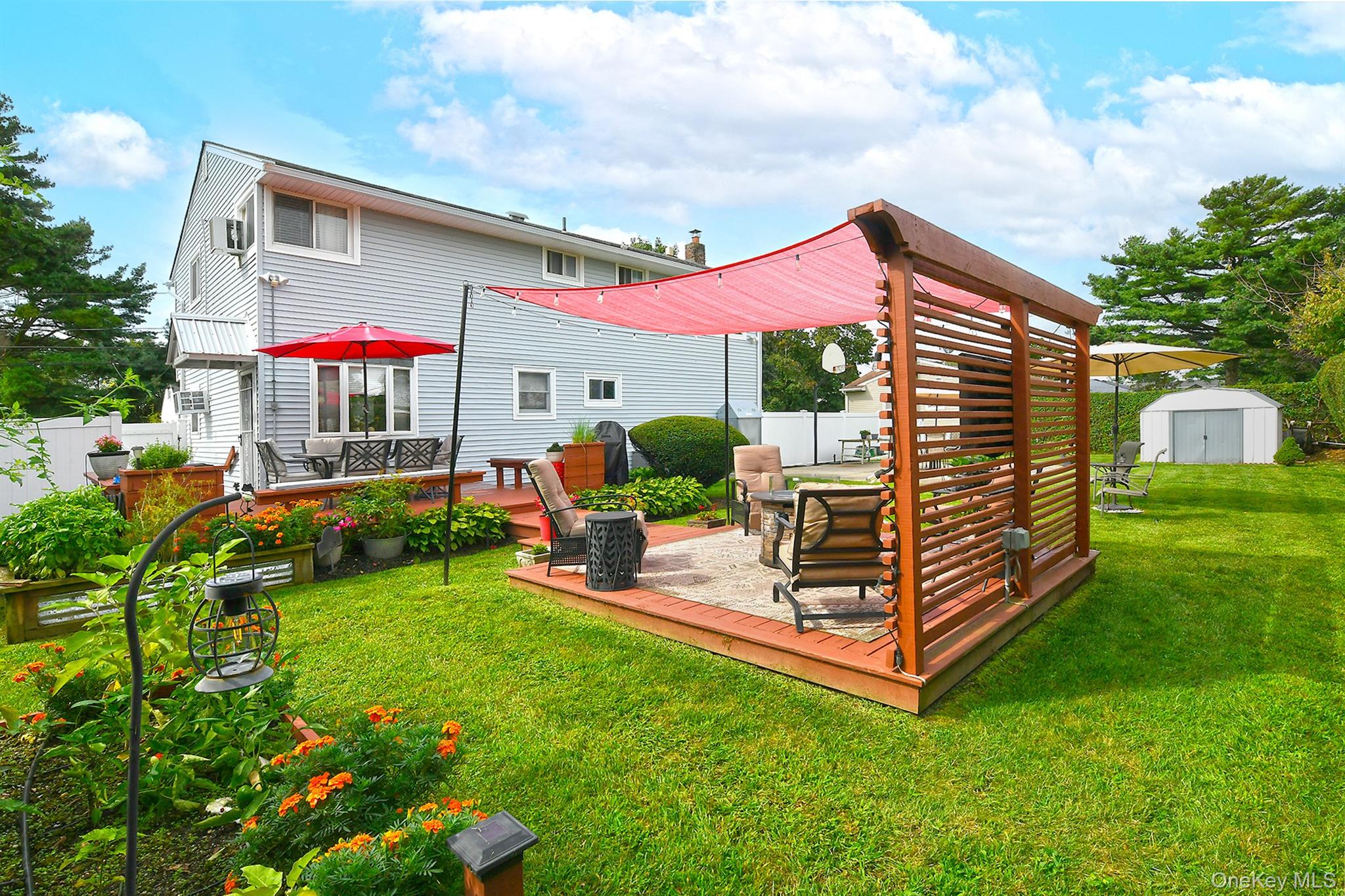 35 Jensen Road Bay Shore, NY 11706 - Photo 25 of 31 Gallery Image 25
