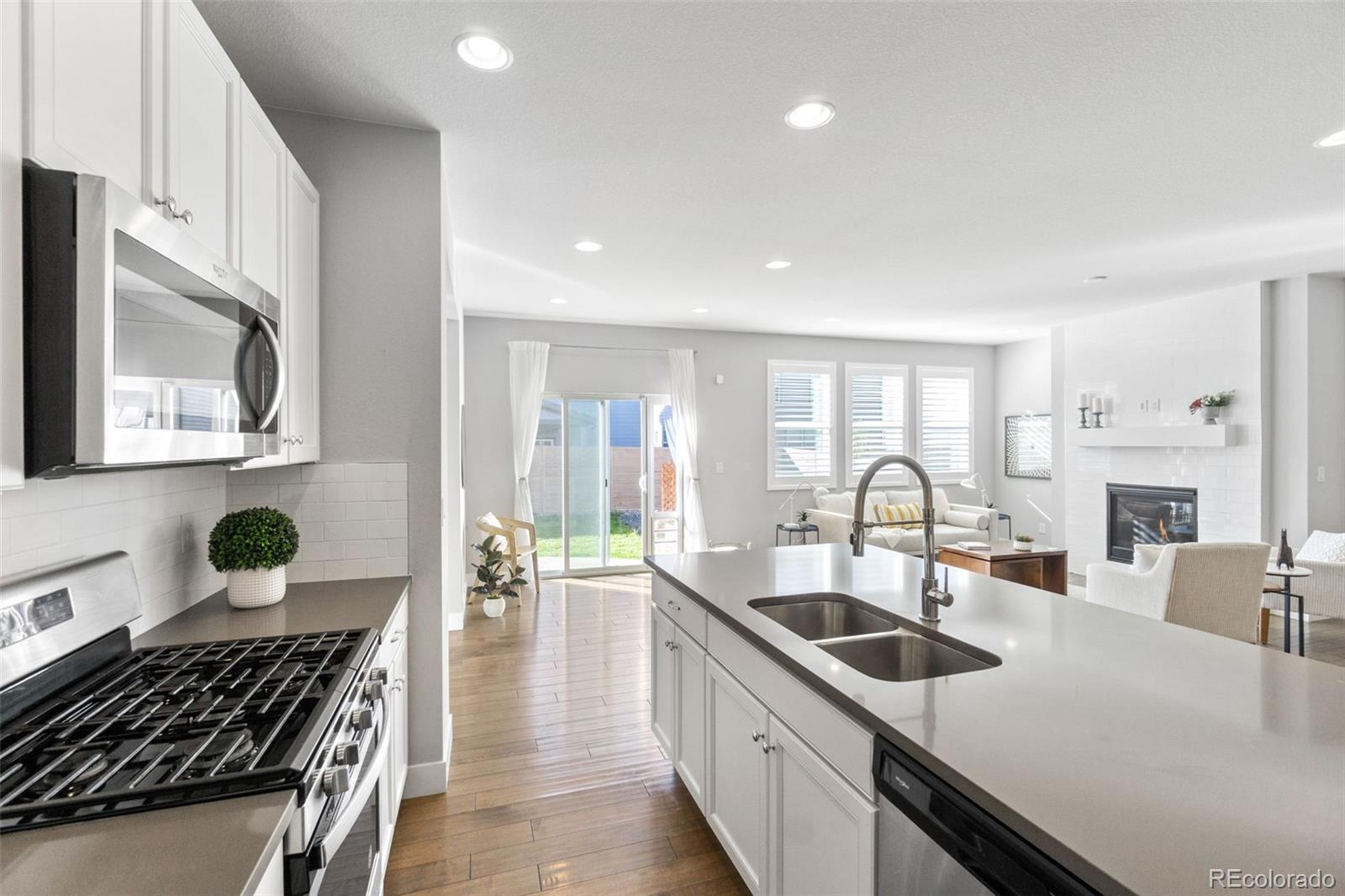 4729 Helena Street Denver, CO 80239 - Photo 11 of 40