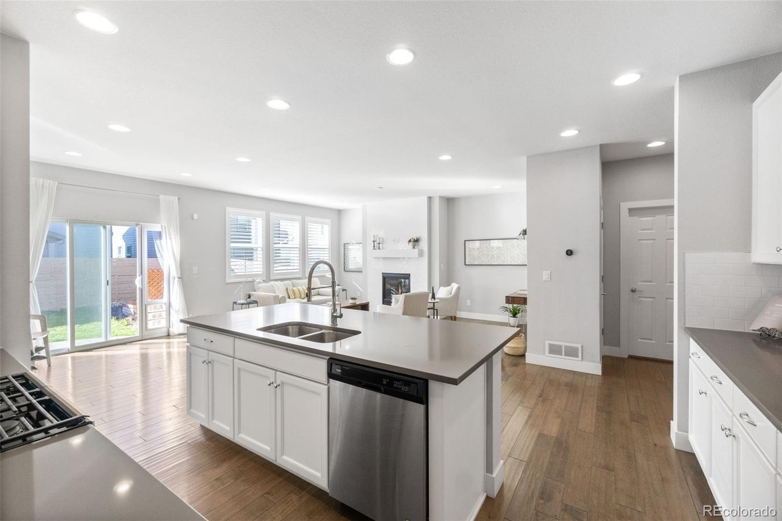 4729 Helena Street Denver, CO 80239 - Photo 12 of 40