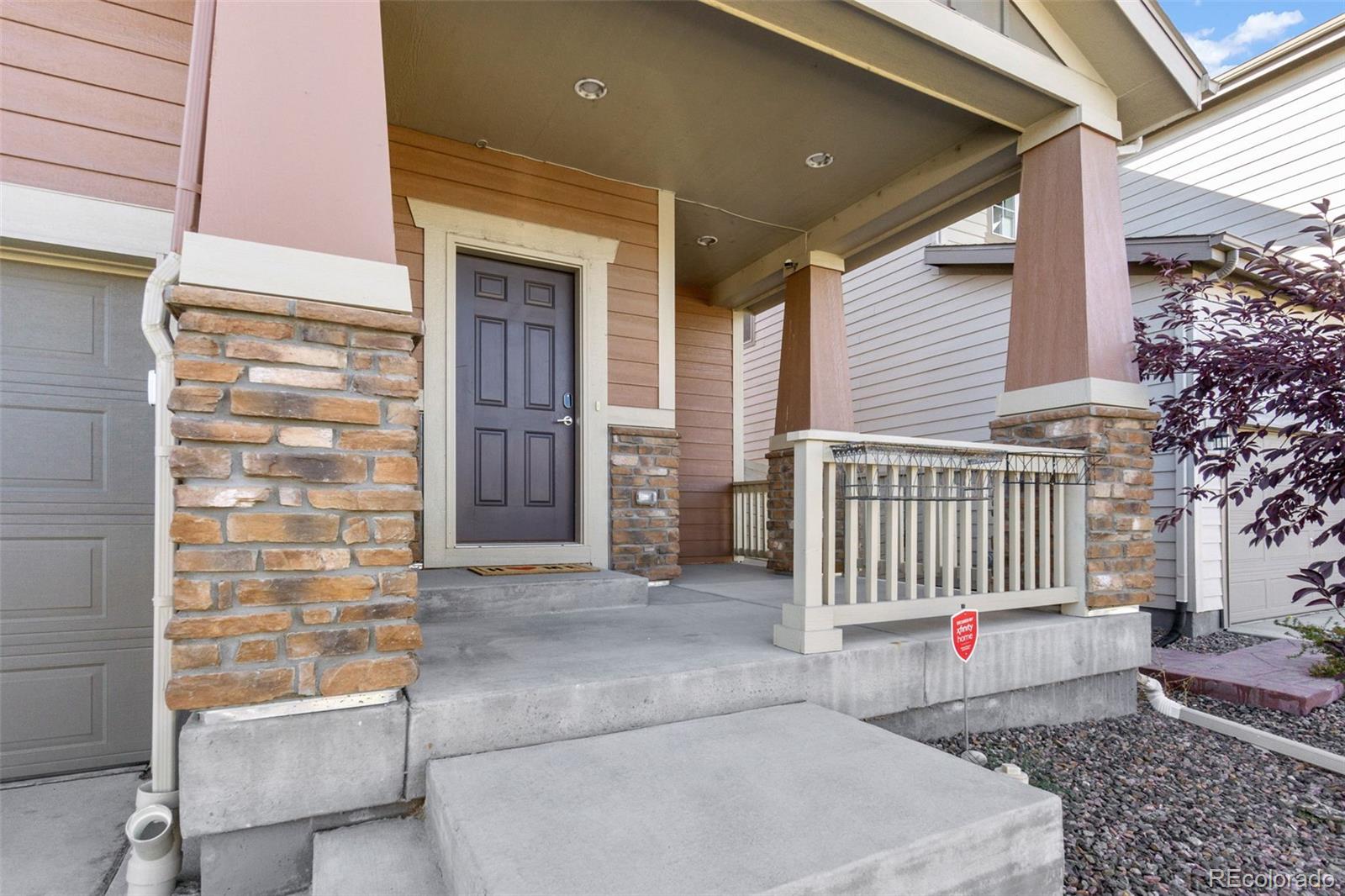 4729 Helena Street Denver, CO 80239 - Photo 3 of 40