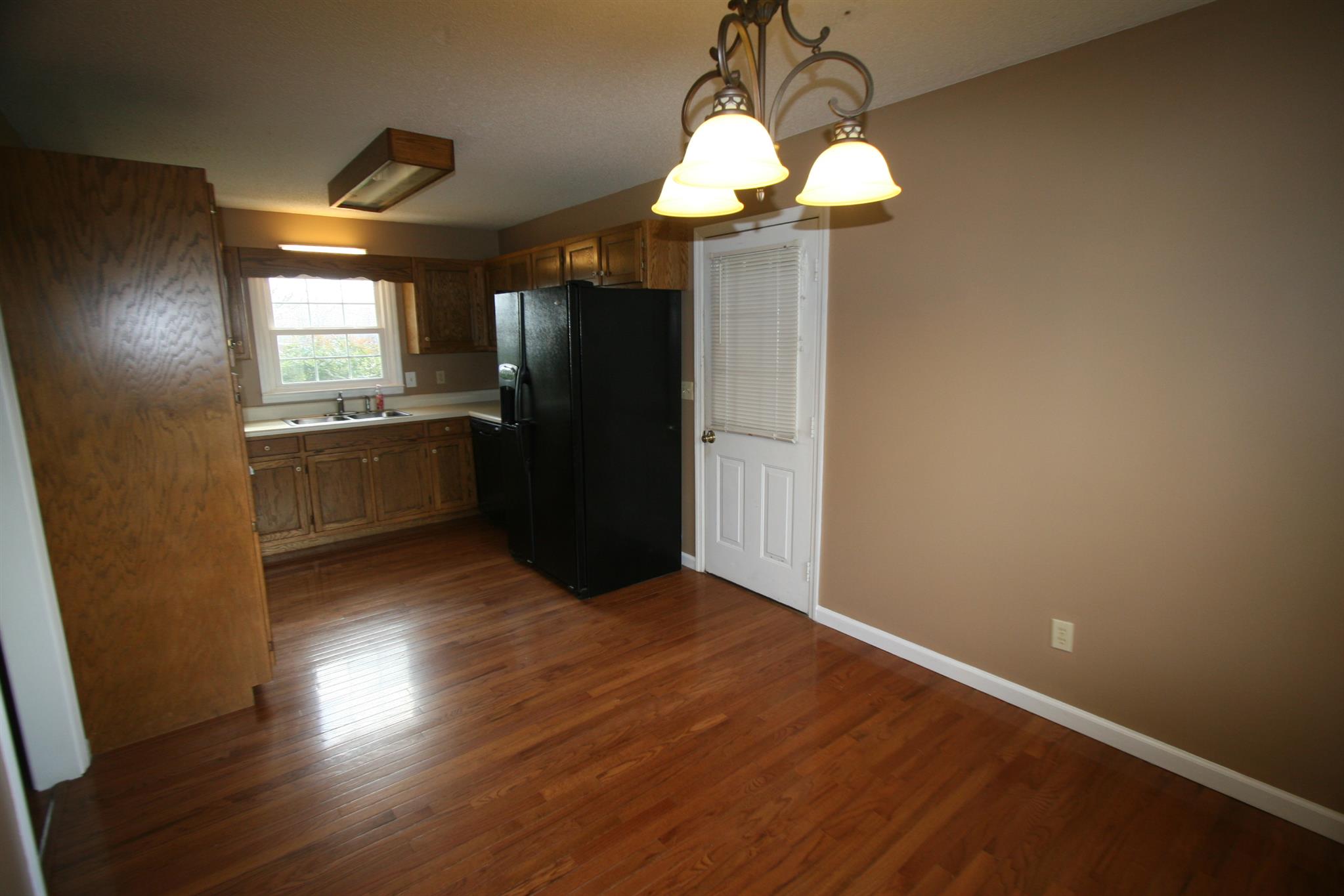 571 Powell Road Tullahoma, TN 37388 - Photo 7 of 24 Gallery Image 7