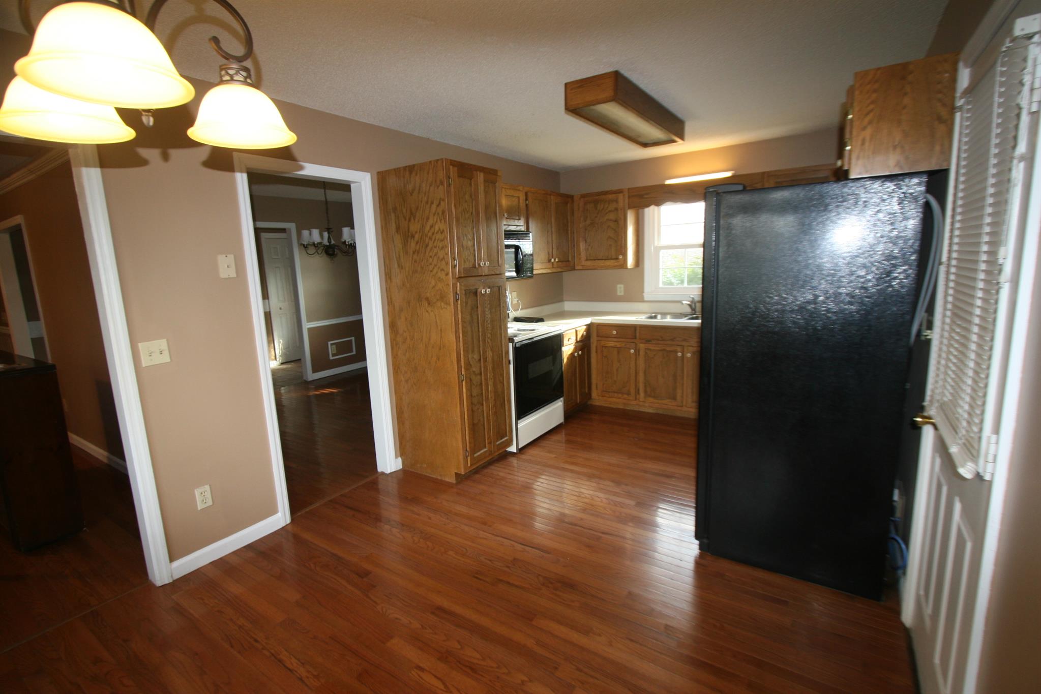 571 Powell Road Tullahoma, TN 37388 - Photo 8 of 24 Gallery Image 8