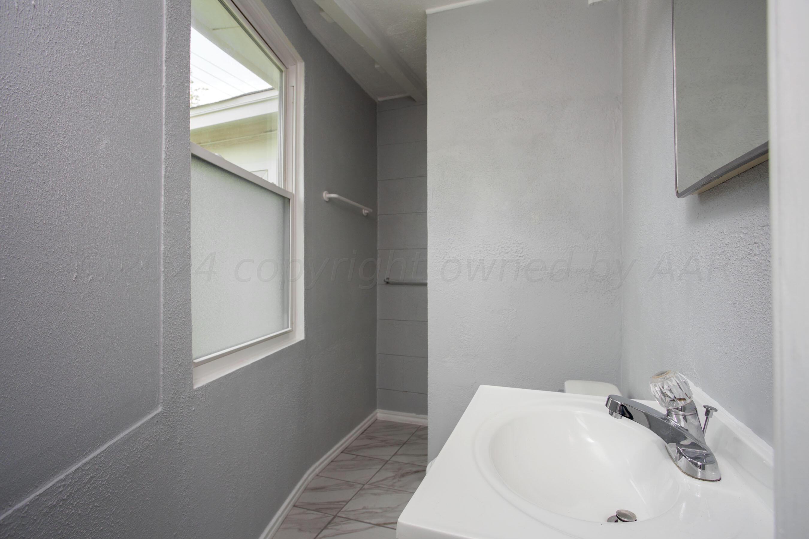 4710 South Austin Street Amarillo, TX 79110 - Photo 17 of 29 1