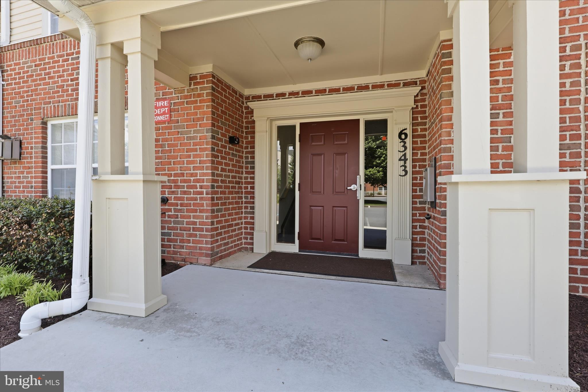 6343 Springwater Terrace, Unit 1032 Frederick, MD 21701 - Photo 2 of 28 IMG_9027