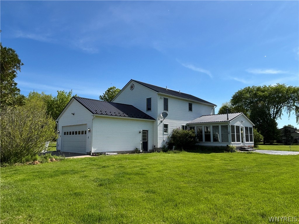 8474 Seaman Road Hartland, NY 14067 - Photo 4 of 50