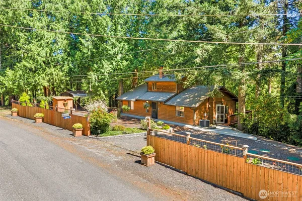 $439,900 | 360 Kingsway West, Bremerton, WA 98312