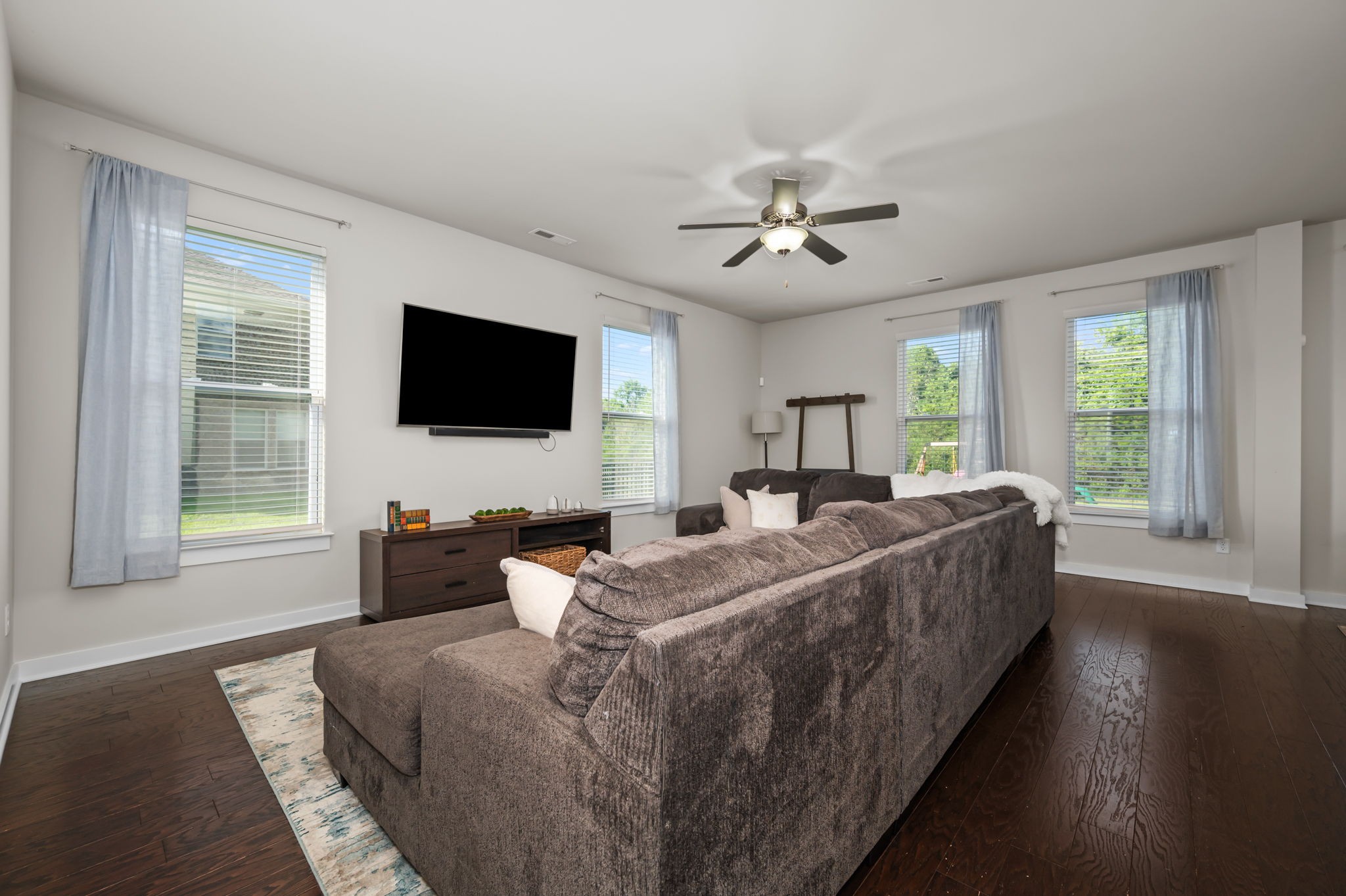 3146 Rift Lane Murfreesboro, TN 37130 - Photo 5 of 29 Gallery Image 5