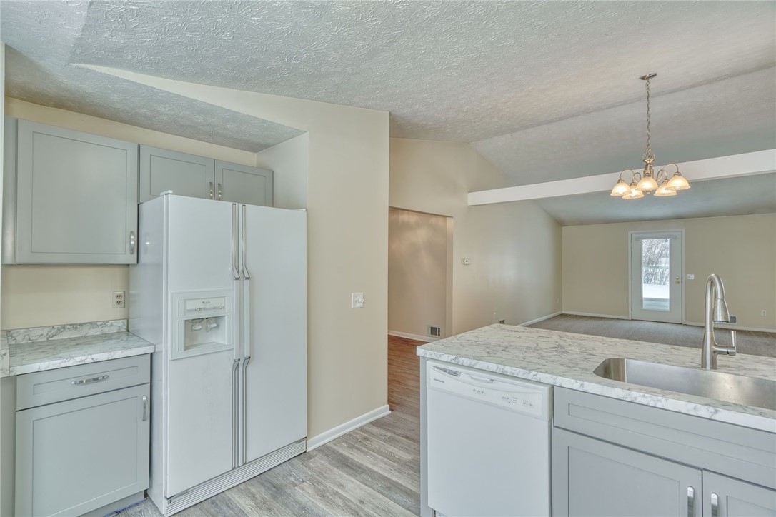 44 Tall Tree Drive Penfield, NY 14526 - Photo 11 of 25