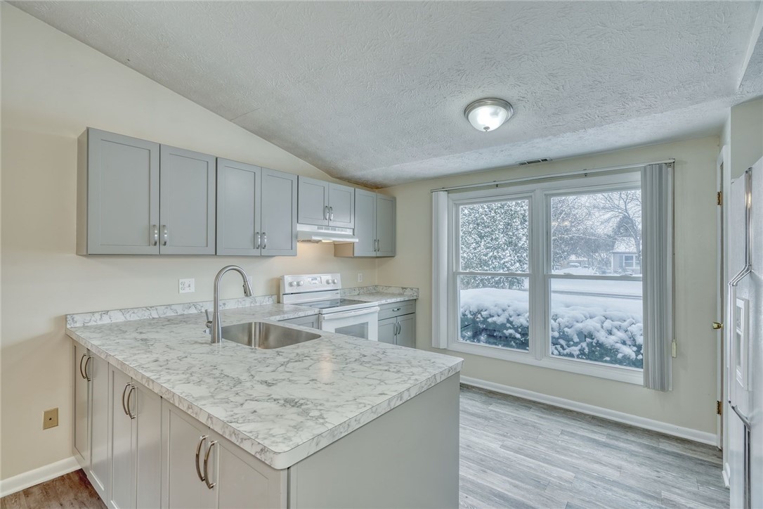 44 Tall Tree Drive Penfield, NY 14526 - Photo 9 of 25