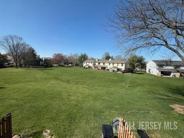 $2,750 | 253 Bromley Place, East Brunswick, NJ 08816