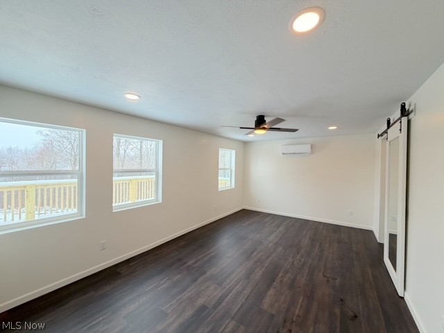 1634 Roxford Church Road Southeast Dennison, OH 44621 - Photo 9 of 30