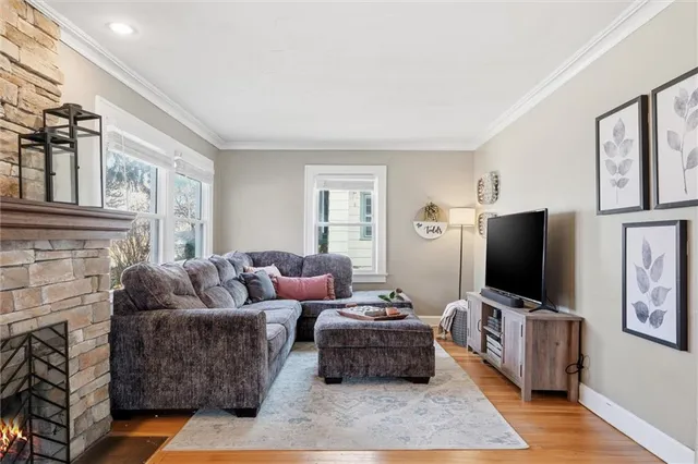 $445,000 | 309 East 69th Street, Kansas City, MO 64113