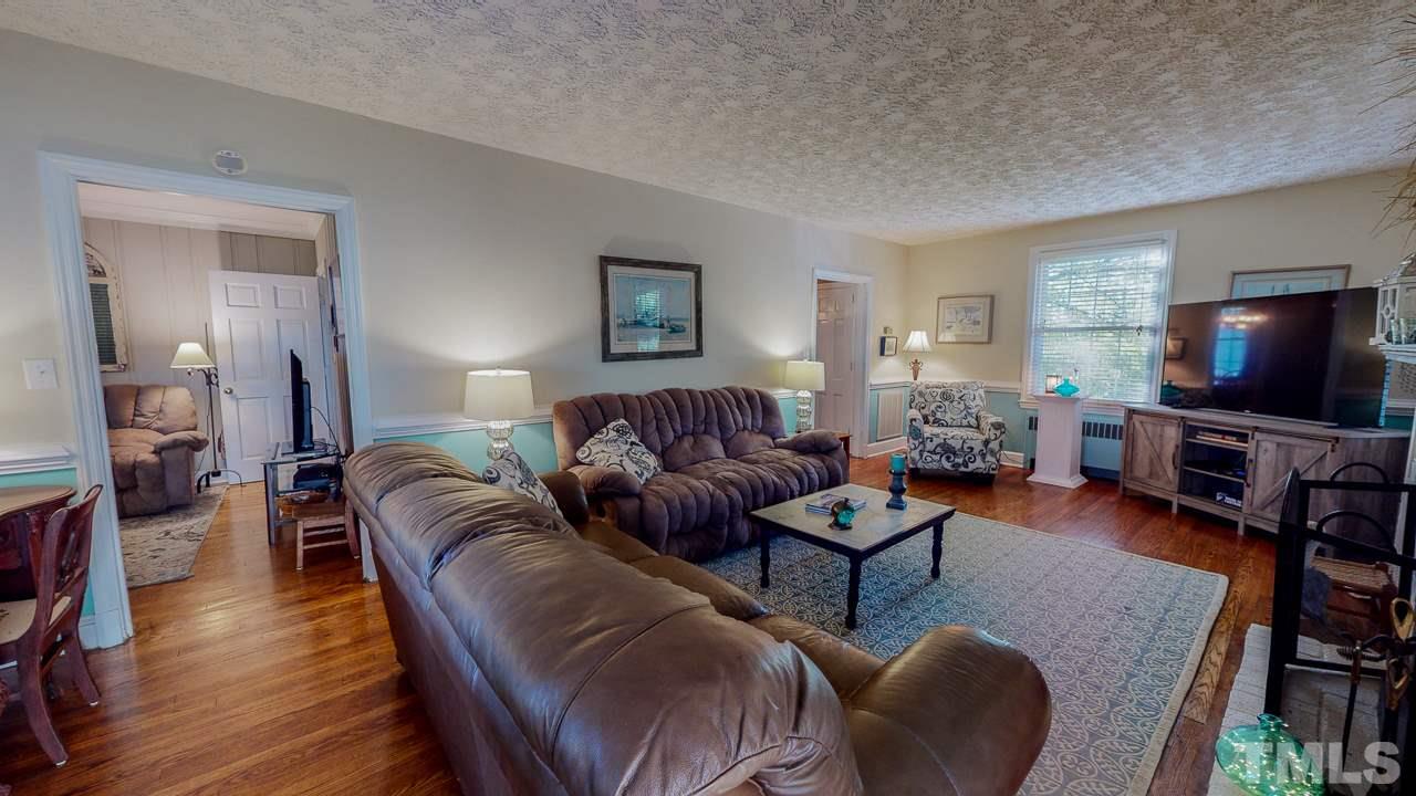 236 North Lamar Street Roxboro, NC 27573 - Photo 2 of 30