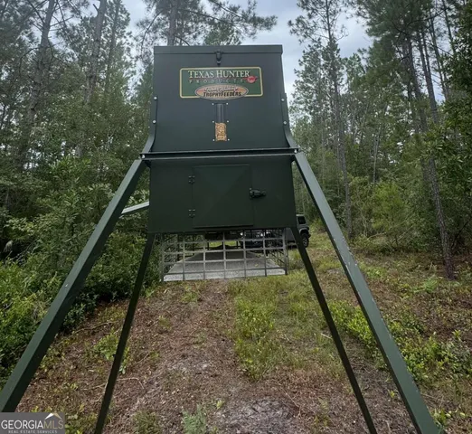 a view of a lake from a yard