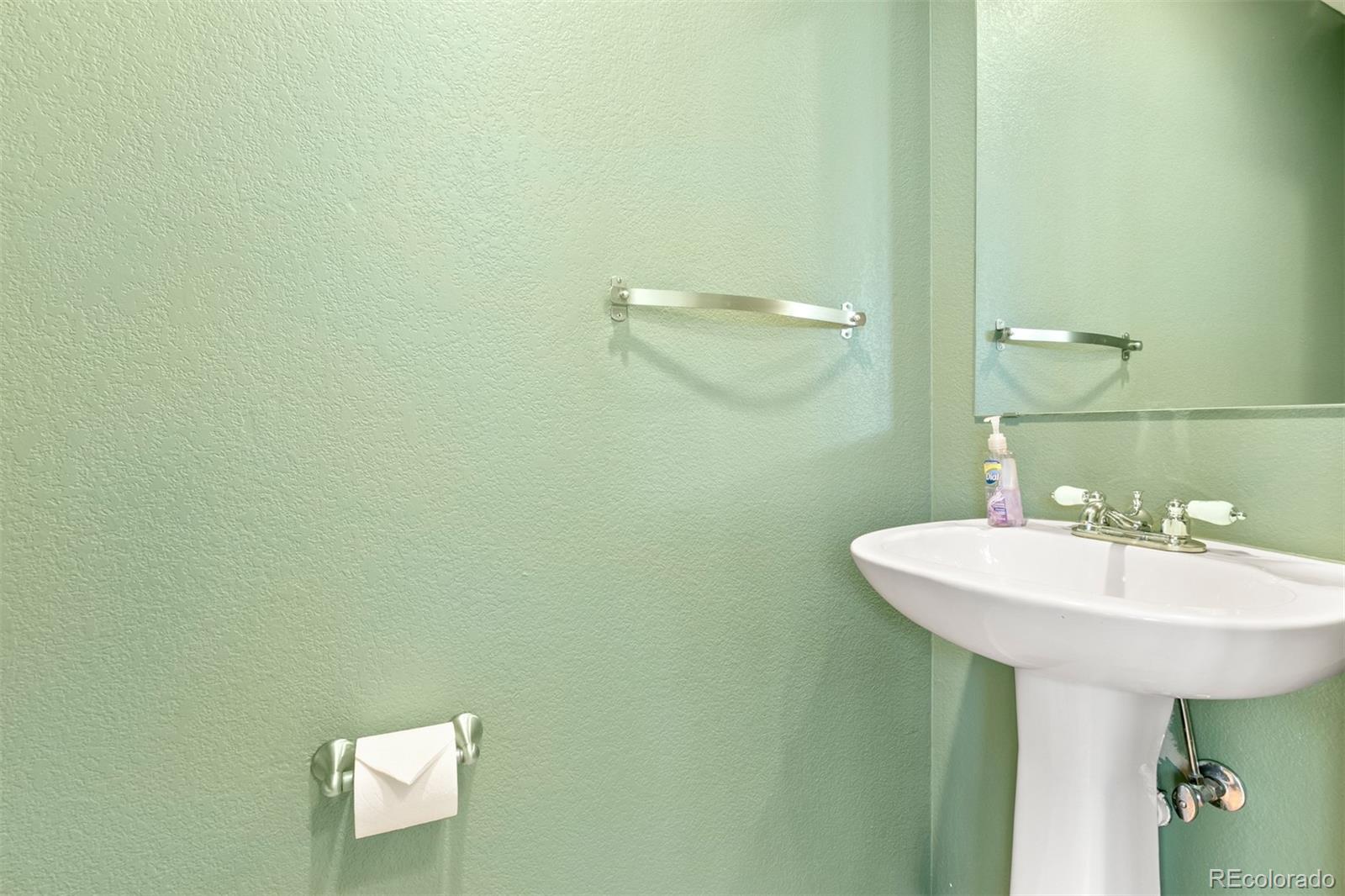 9352 Wolfe Street Highlands Ranch, CO 80129 - Photo 13 of 32 Gallery Image 13