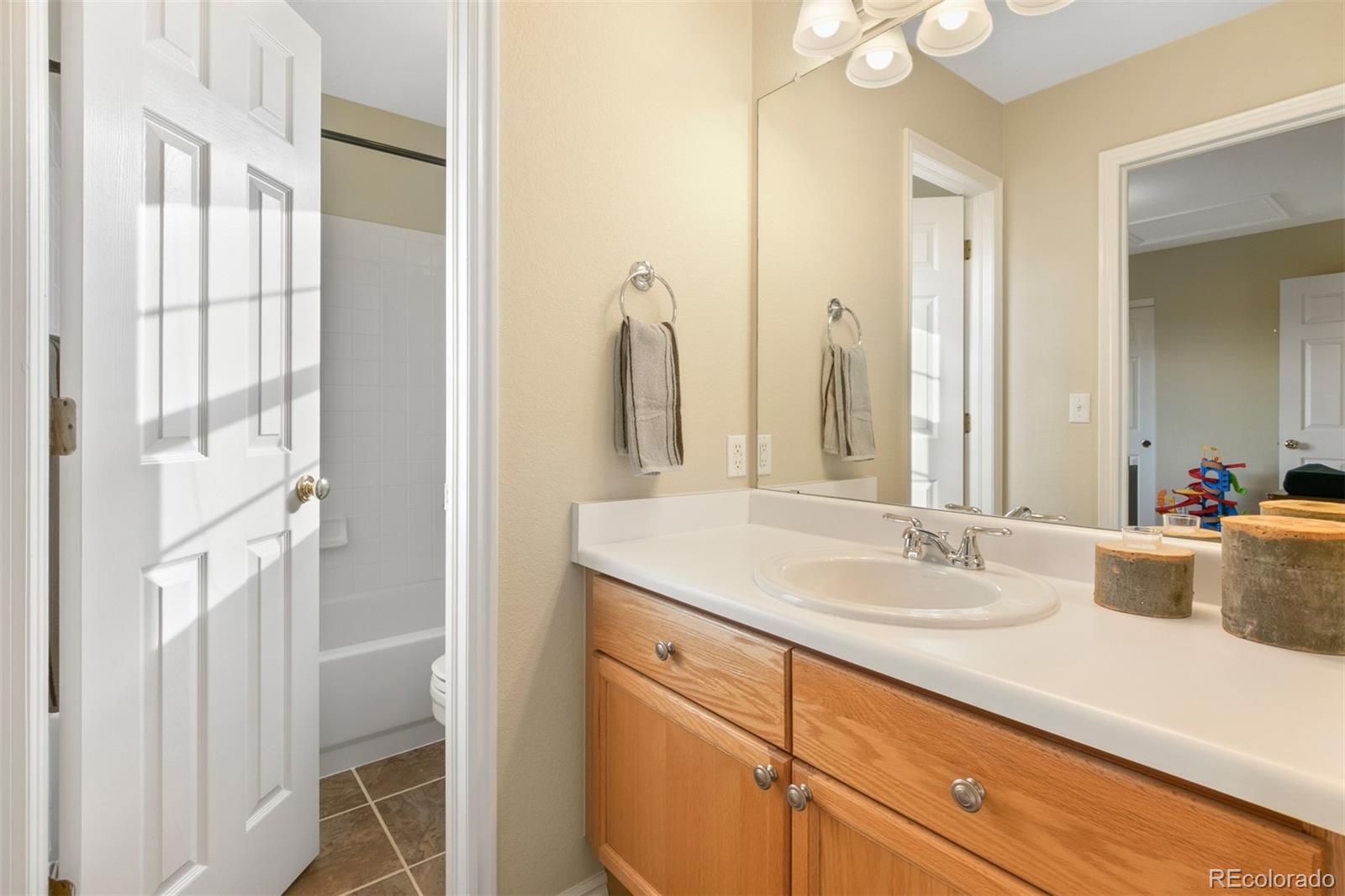 9352 Wolfe Street Highlands Ranch, CO 80129 - Photo 24 of 32 Gallery Image 24