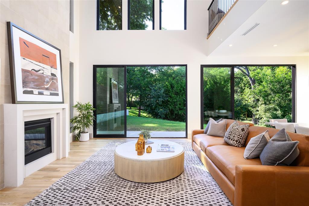 6984 Santa Barbara Drive Dallas, TX 75214 - Photo 12 of 40