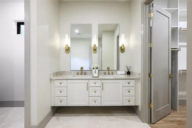 $2,298,000 | 6984 Santa Barbara Drive, Dallas, TX 75214