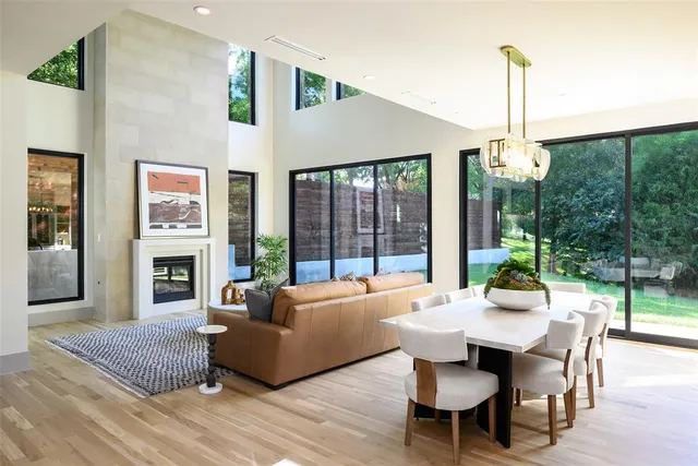 $2,298,000 | 6984 Santa Barbara Drive, Dallas, TX 75214