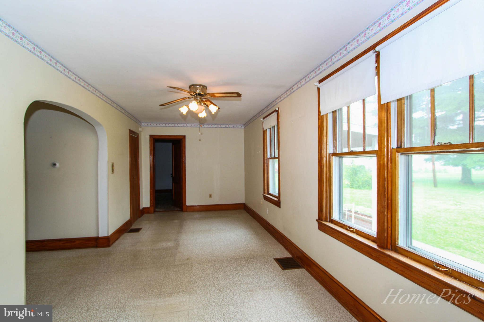 3341 Gapland Road Rohrersville, MD 21779 - Photo 11 of 30 Family Room