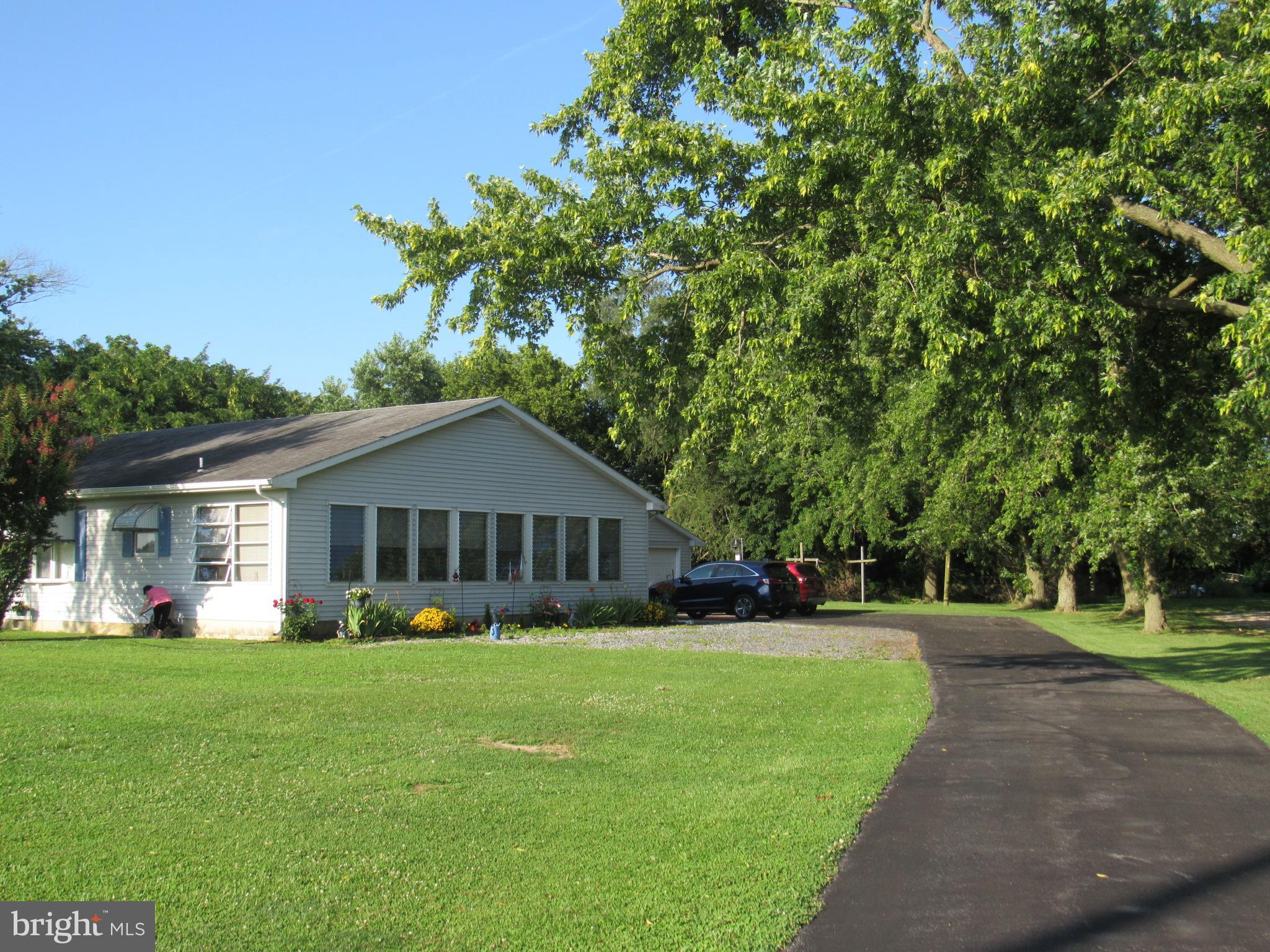 22173 Atlanta Road Seaford, DE 19973 - Photo 44 of 58 Drivewayto garage