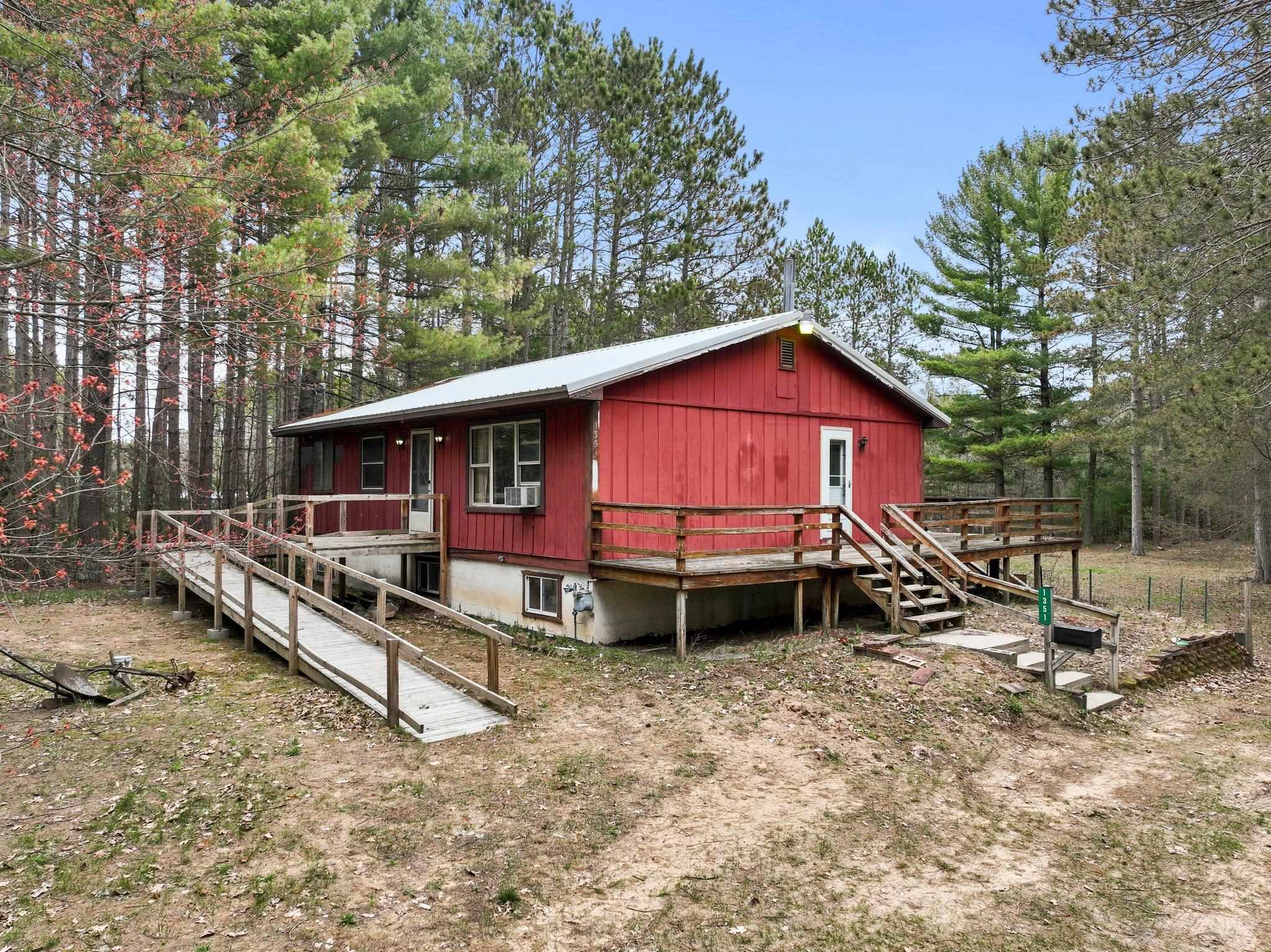 1351 North Betsie River Road Interlochen, MI 49643 - Photo 2 of 28 Gallery Image 2