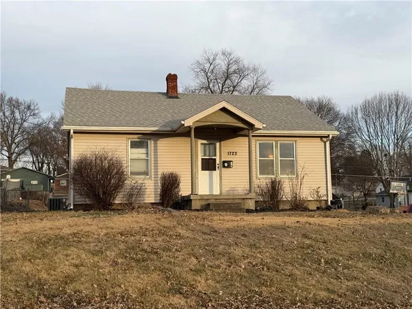 $154,900 | 1723 South 39th Street, St. Joseph, MO 64507