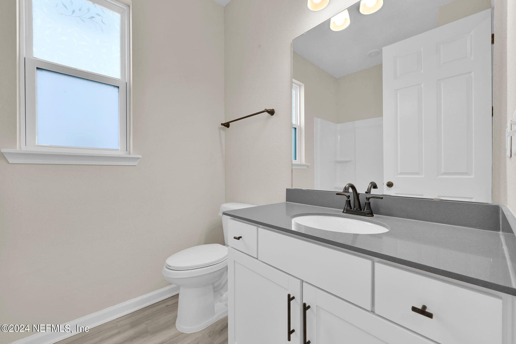 3577 Cunningham Road Orange Park, FL 32065 - Photo 8 of 36 guest bath