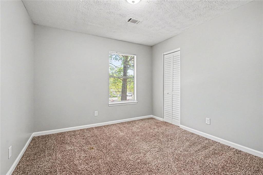 4406 Blackbirch Lane Decatur, GA 30034 - Photo 10 of 18