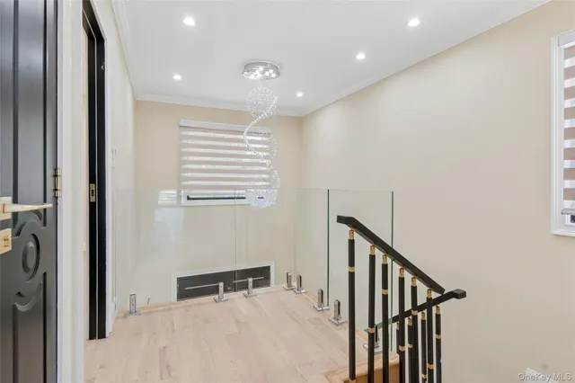 $1,499,999 | 81-25 265th Street | Floral Park