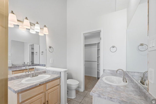 7910 Pear Tree Circle Sandy, UT 84094 - Photo 12 of 32