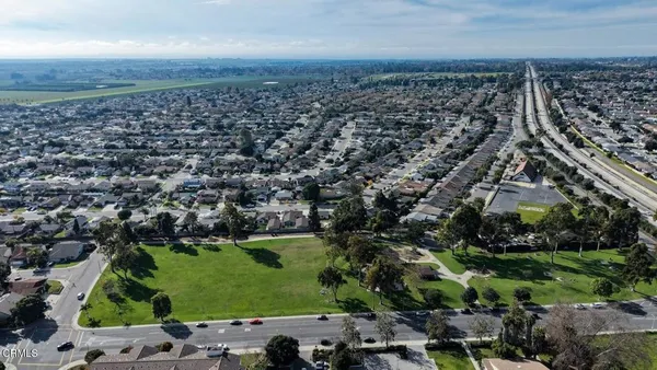 $1,299,000 | 650 Charleston Place, Ventura, CA 93004