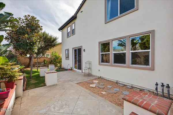 $1,299,000 | 650 Charleston Place, Ventura, CA 93004