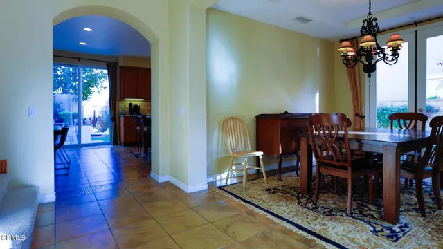 $1,325,000 | 650 Charleston Place, Ventura, CA 93004