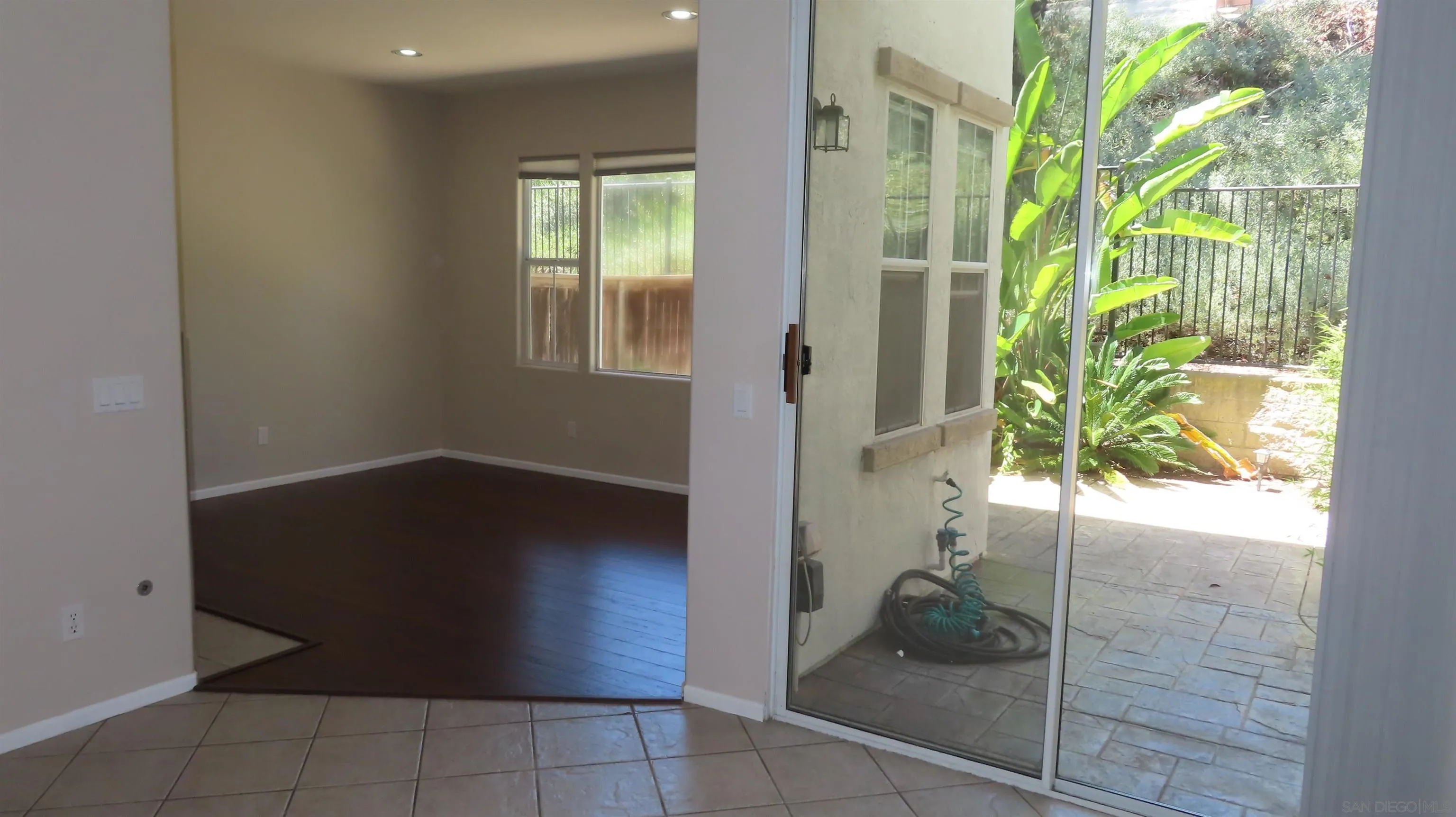 3755 Carmel View Road, Unit 3 San Diego, CA 92130 - Photo 17 of 43 Breakfast Area