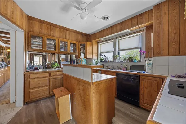 $139,000 | 1624 Broadway Avenue, Parsons, KS 67357