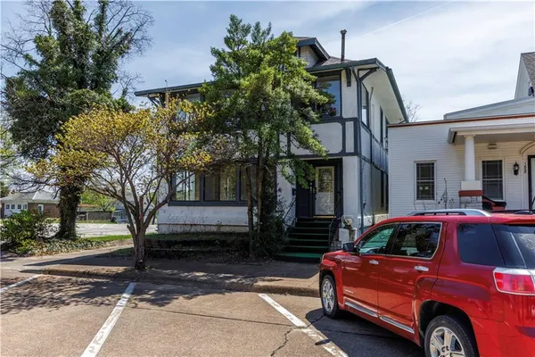 $139,000 | 1624 Broadway Avenue, Parsons, KS 67357