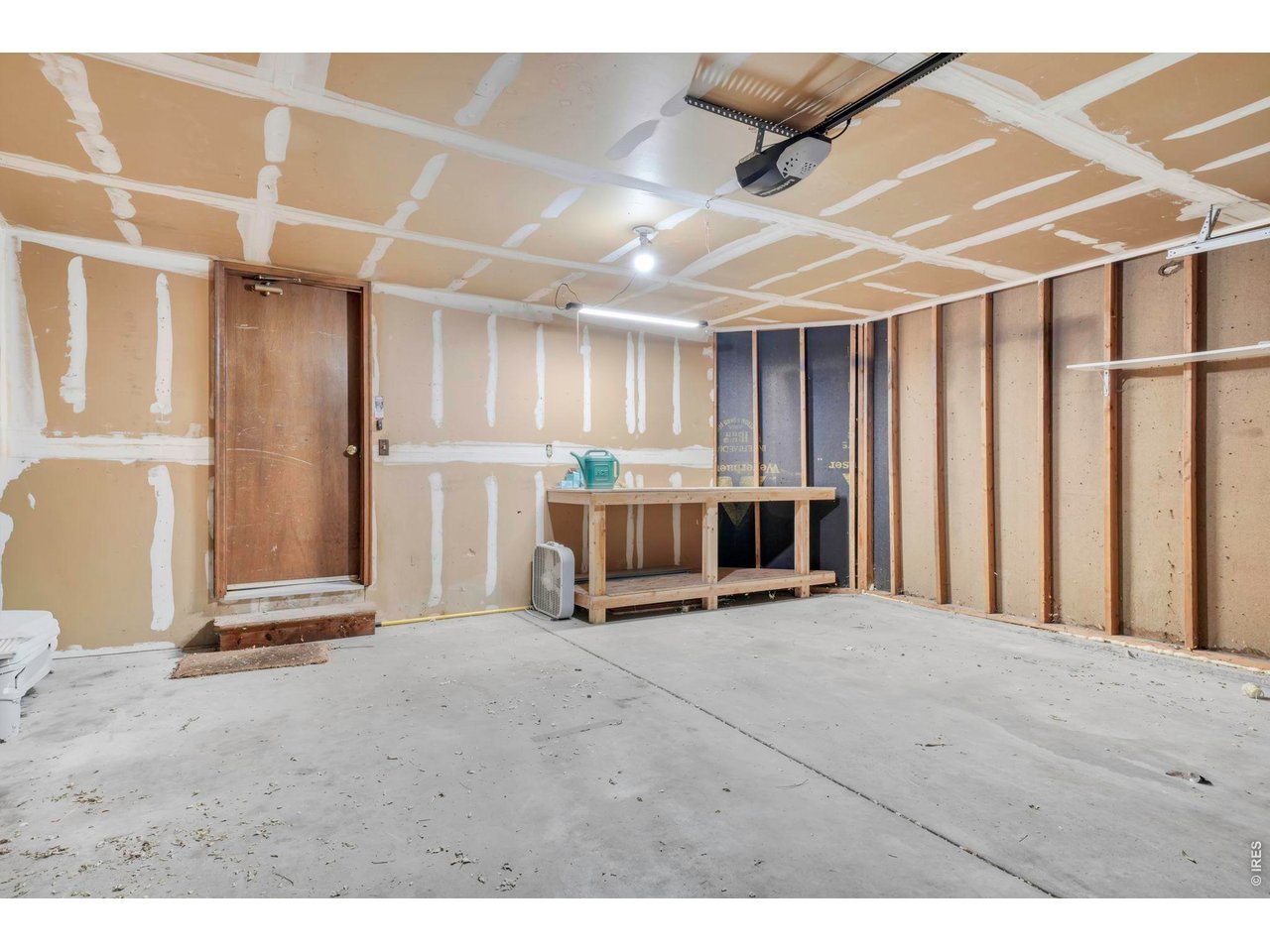4268 Corriente Place Boulder, CO 80301 - Photo 26 of 35 a view of a livingroom with furniture & cabinets