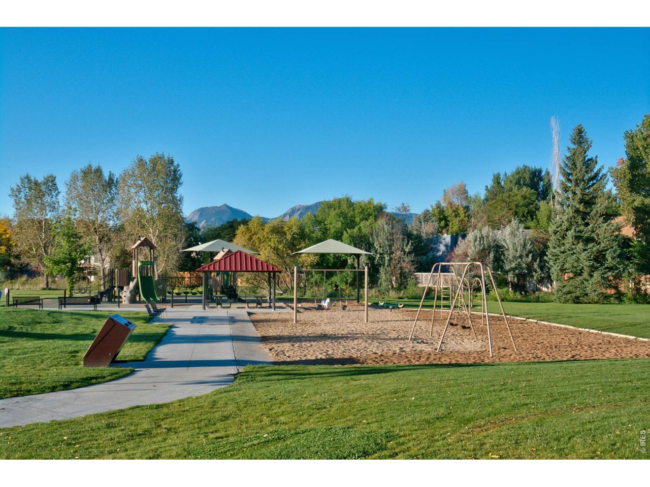 4268 Corriente Place Boulder, CO 80301 - Photo 35 of 35 a view of yard with green space and trees