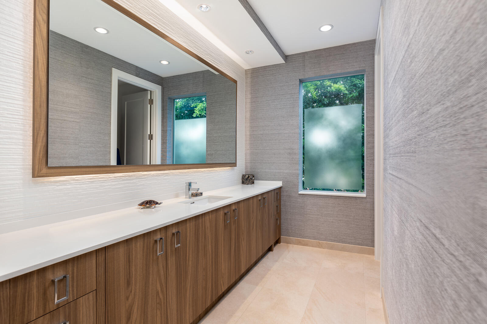 1011 Bucida Road Delray Beach, FL 33483 - Photo 21 of 33 Primary His Bathroom