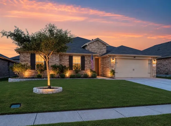 $359,900 | 1908 Cookes Lane, Cleburne, TX 76033
