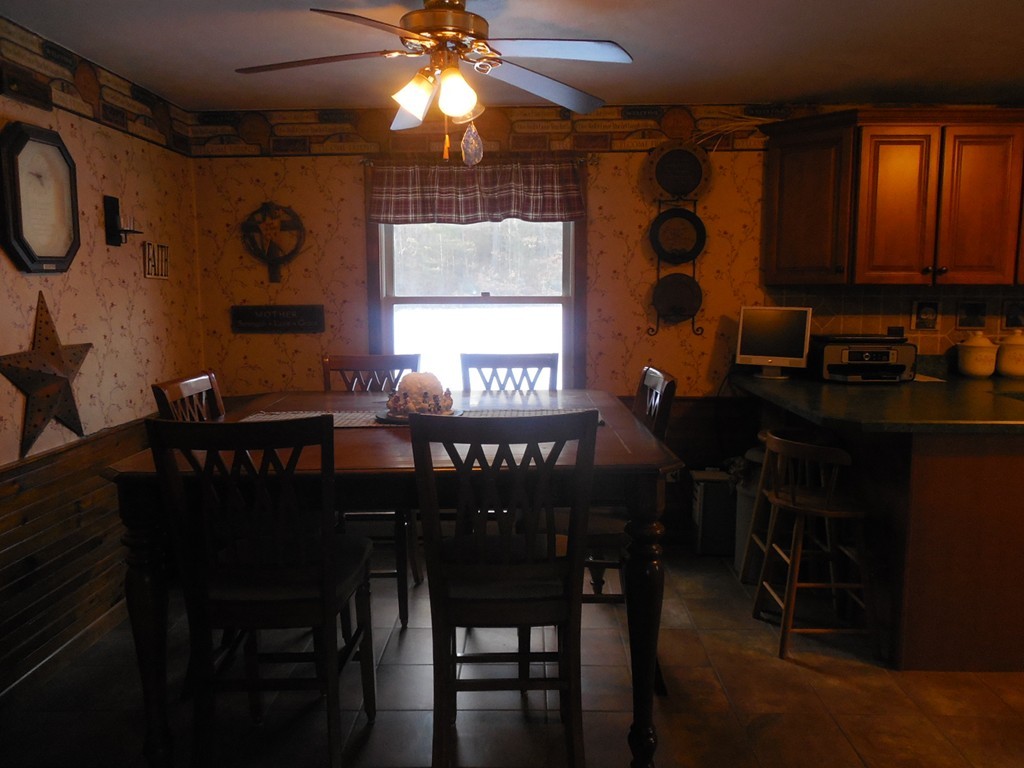 216 Greenwich Road Ware, MA 01082 - Photo 11 of 24