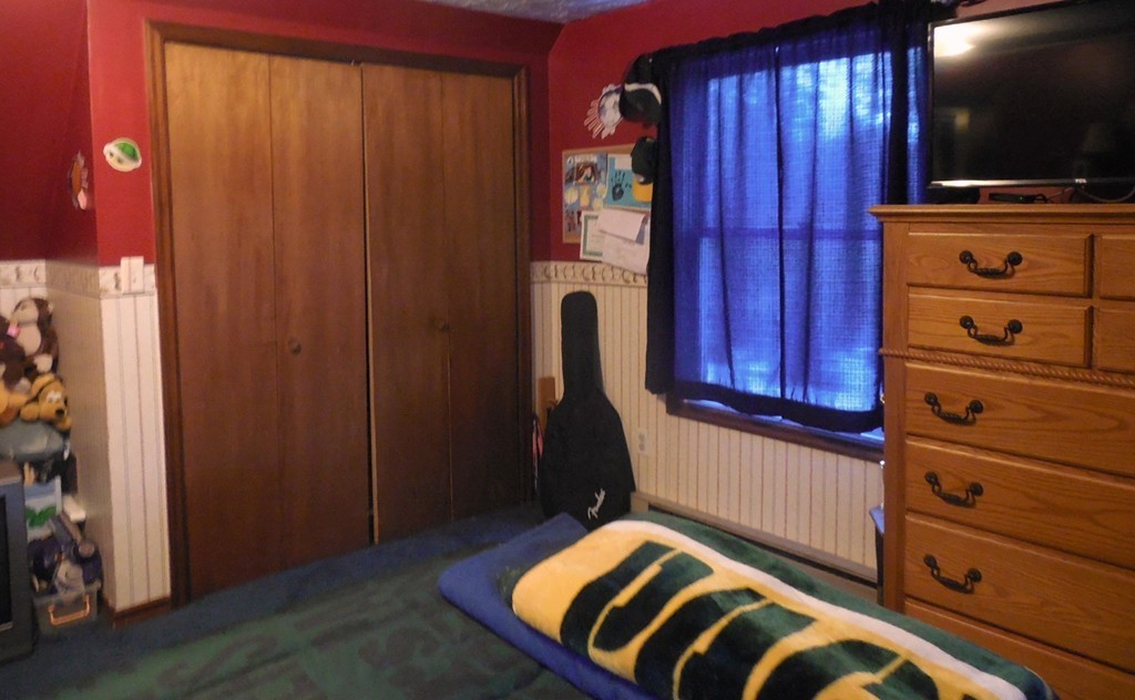 216 Greenwich Road Ware, MA 01082 - Photo 17 of 24